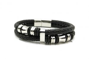 LUXURES 編みこみ ブラックレザー 2連 ブレスレッド 腕輪 20.5cm ステンレス製 収納 ギフトボックス付き